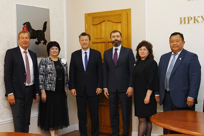 Руководство Законодательного Собрания обсудило развитие отношений Иркутской области и Германии с Послом ФРГ в России